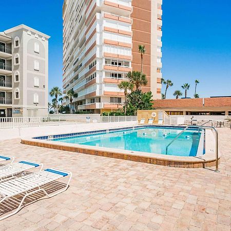 Beachside Retreat W Heated Pool Сант Пит Бич Экстерьер фото